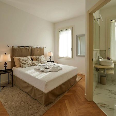 Liberty Dream, Fascino A Vicenza Villa Buitenkant foto