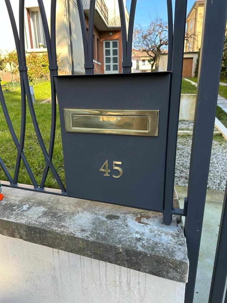 Liberty Dream, Fascino A Vicenza Villa Buitenkant foto